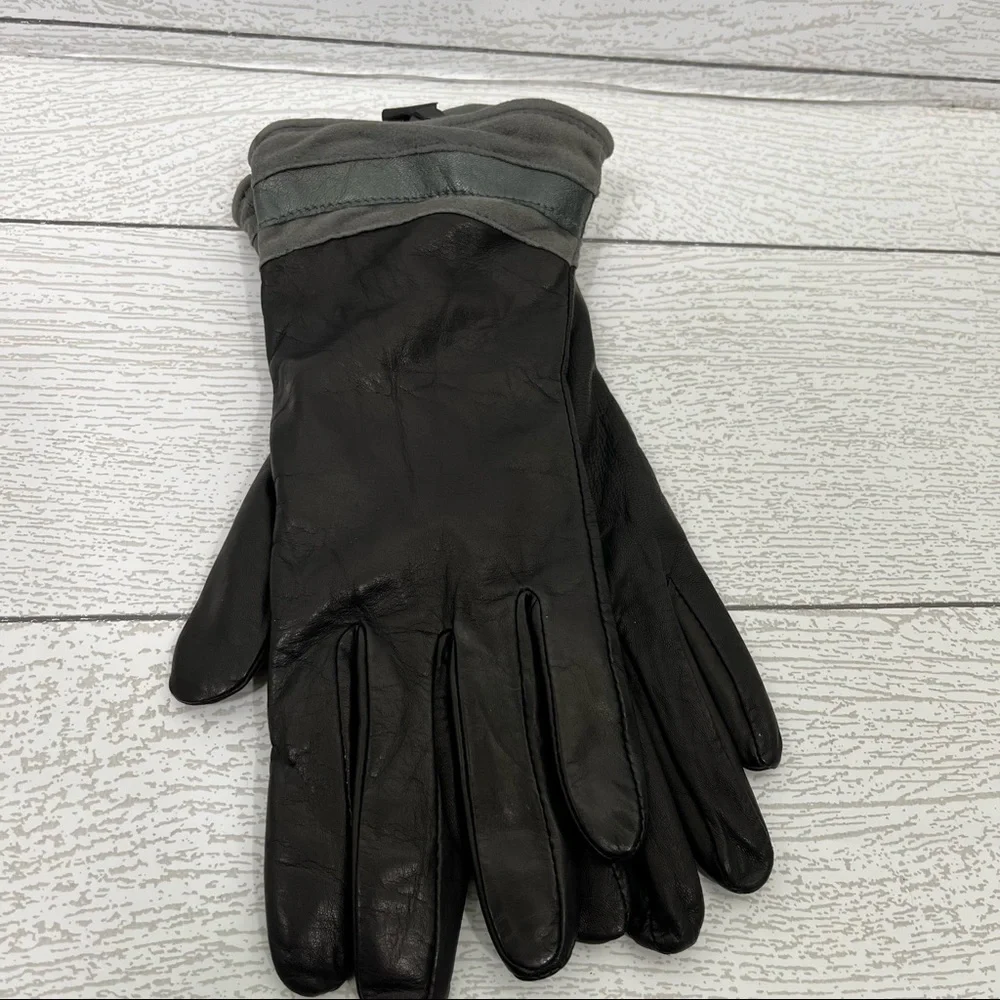 Grandoe Black/Gray Leather Angora Lambswool‎ Size 7.5